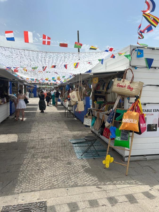 Standing Vieux Port 110 M2, Marseilleアパートメント エクステリア 写真